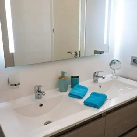 Ocean Garden Playa Paraiso 公寓 阿德耶